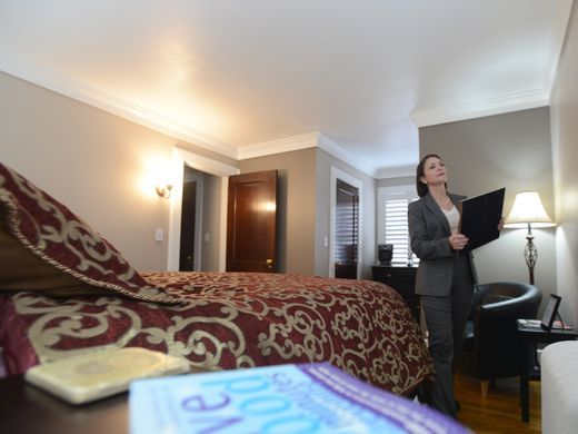 636204394530679588-airbnb01